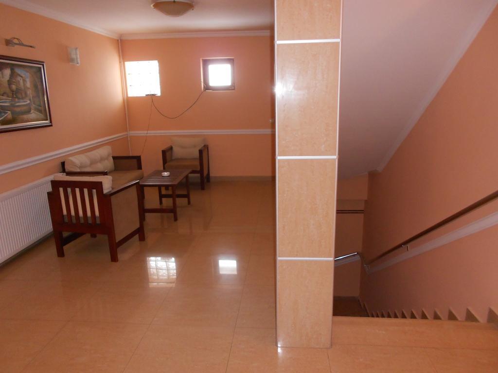 Kompleks Fontana Vladičin Han Extérieur photo