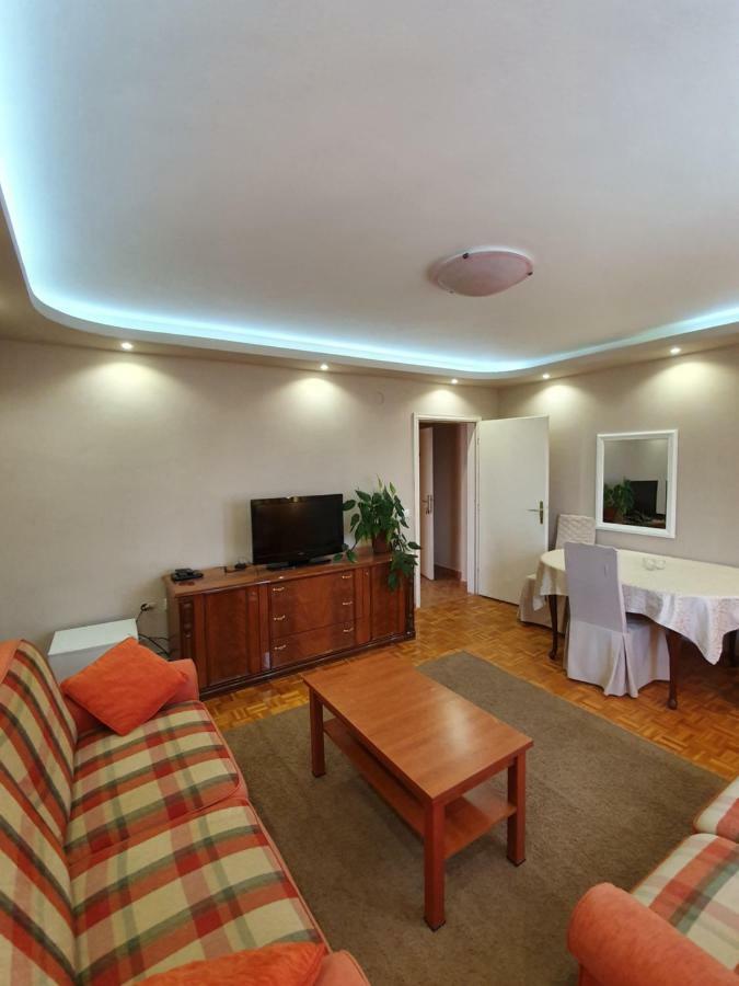 Kompleks Fontana Vladičin Han Extérieur photo